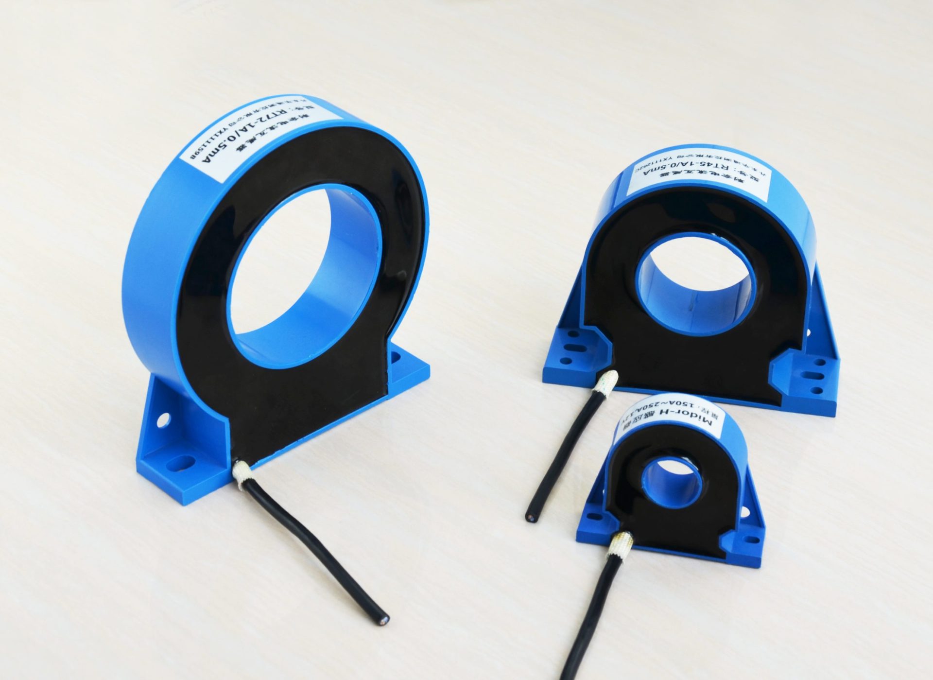 600V Instrument Current Transformers Image 1